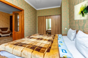AZNEFT SQUARE SEA VIEW FAMILY APARTMENTs